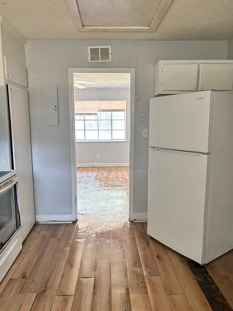 2 bed, 800 sqft, $1,100 — Photo 3