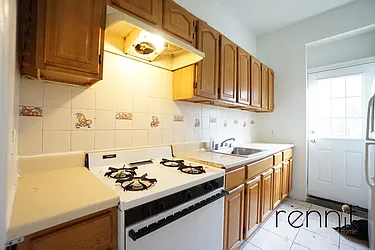 Rented by Rennit Inc.