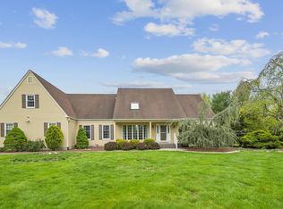 2 Cranston Ct, Princeton Junction, NJ 08550