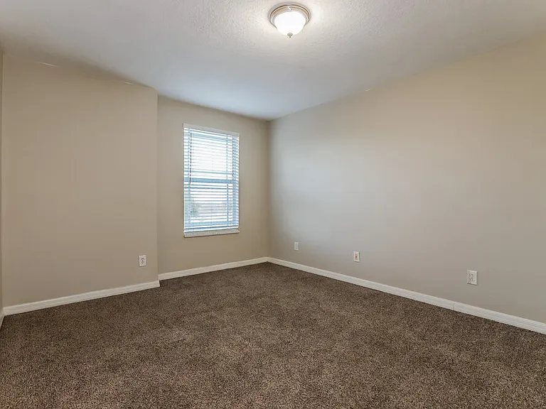 403 Durham Shore Ct — Photo 14