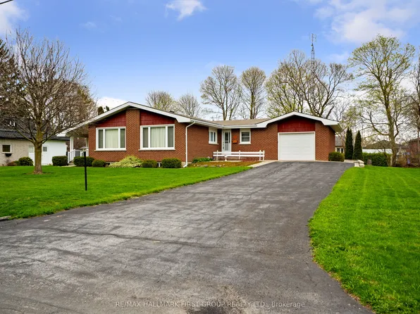 12 Maplewood Blvd, Cobourg, ON K9A 4J3