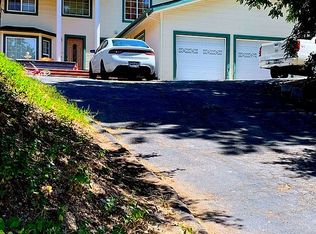 23124 Brookside Rd, Crestline, CA 92325
