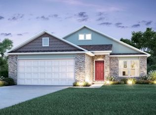 1052 E Starling St, Fayetteville, AR 72701