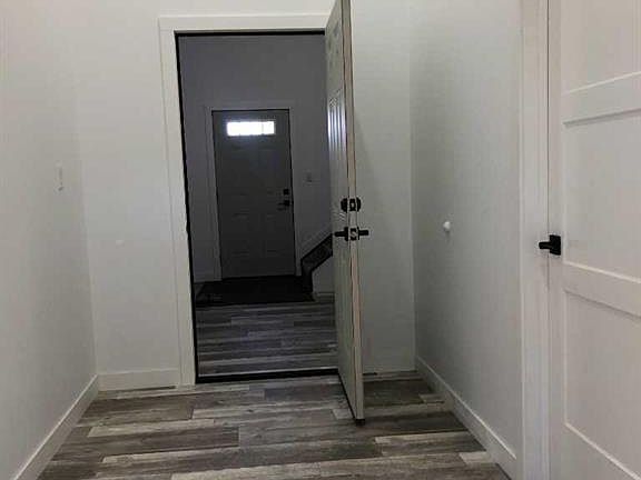 5th image of 24 Dogwood Ave
