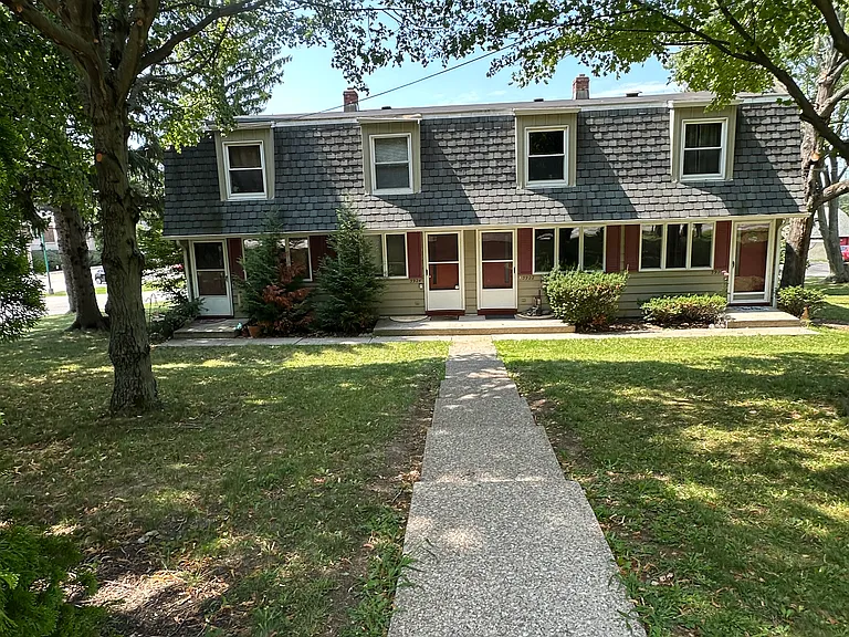 3924 Sterrettania Rd — Photo 1