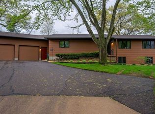 1749 Rudolph Ct, Eau Claire, WI 54701