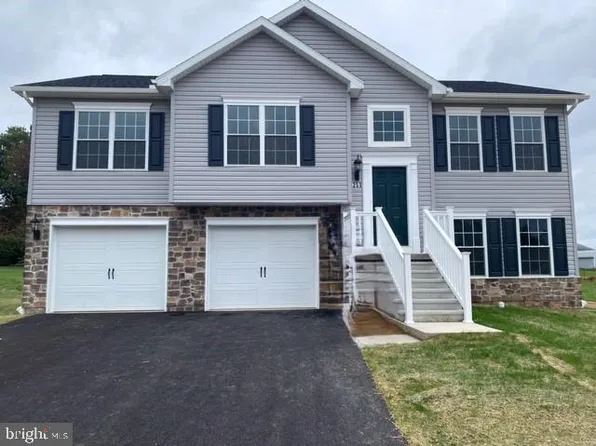 1251 Maple Ln Lot 6, Hanover, PA 17331