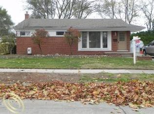 19470 Hardy St, Livonia, MI