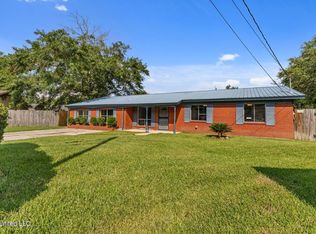 4406 Shelia Cir, Moss Pt, MS 39563