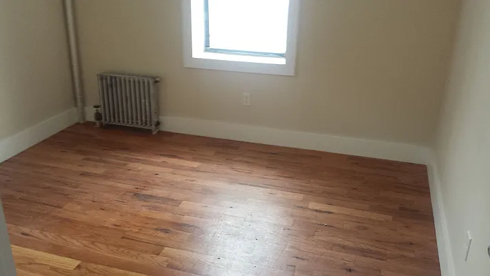 Rented by Zuz Realty | media 28