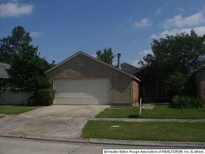 2051 S Flannery Rd, Baton Rouge, LA, 70816