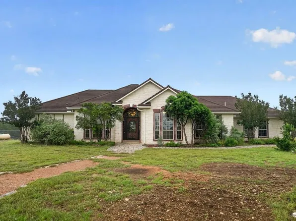 260 Hoofbeat Trl, Kerrville, TX 78028