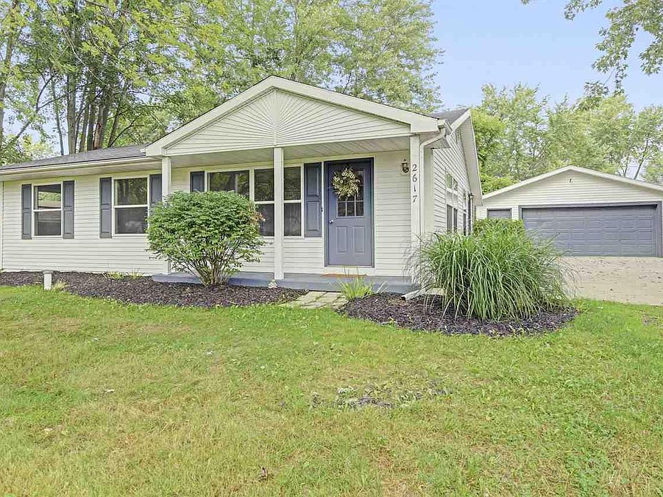 1st image of 2617 Lucerne Dr