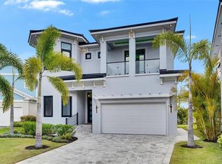 6526 Simone Shores Cir, Apollo Beach, FL 33572