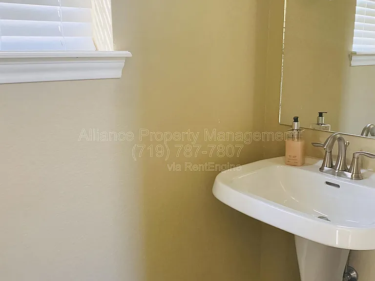 8284 Cypress Wood Dr — Photo 8