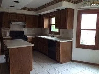 13796 Laredo Dr — Photo 3