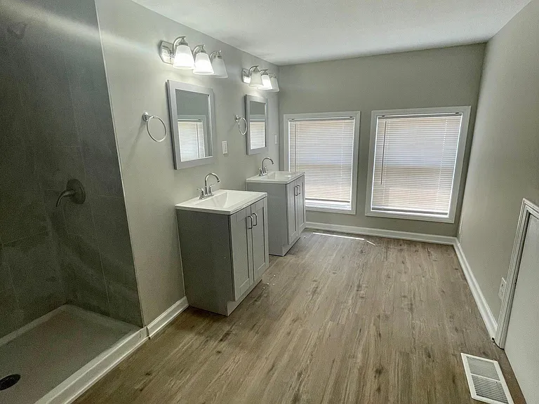3644 Paseo Blvd #1 — Photo 9