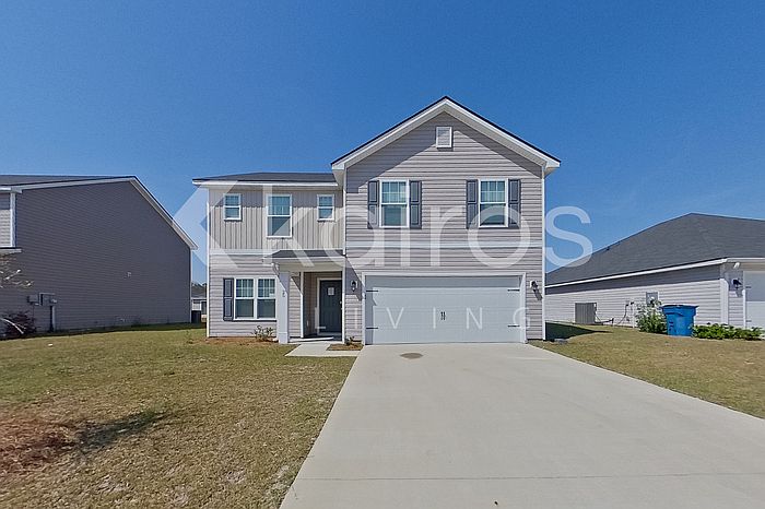 1st image of 25 Red Oak Dr