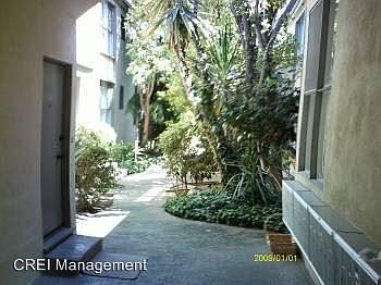 4th image of 630 San Vicente Blvd APT T