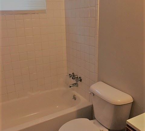 4th image of 3914 Pleasant Ave APT 1C