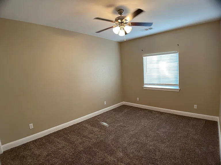 4042 Cinnabar Ave — Photo 14