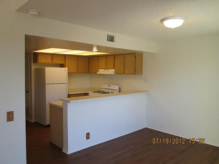 3644 Constellation Rd — Photo 6