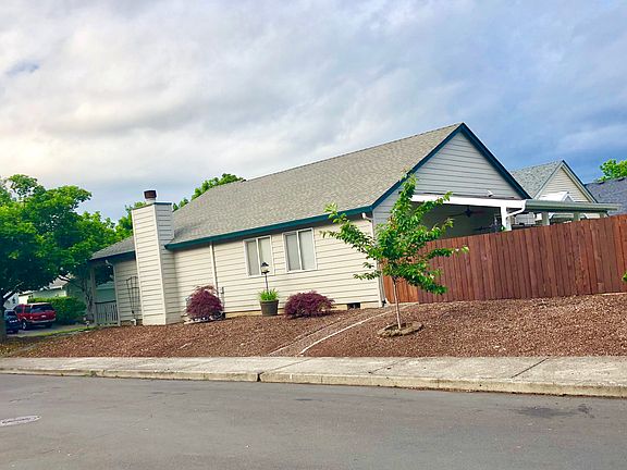 2nd image of 17705 SE 21st St