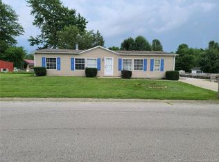 1711 Magnolia Ave, Madison, IN 47250