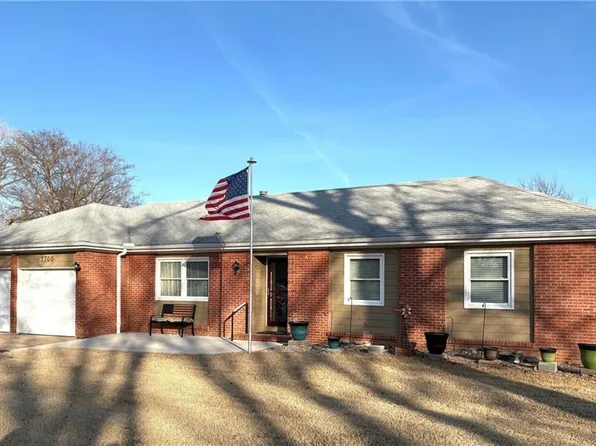 2700 Fairway Dr, Independence, KS 67301