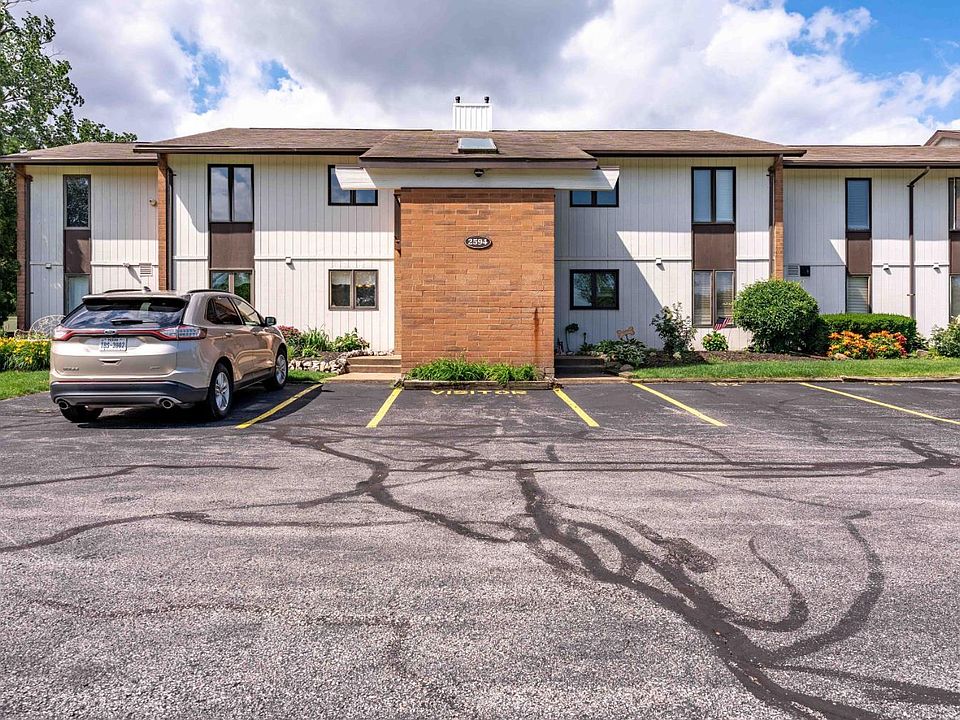 1st image of 2594 E Sun Valley Dr APT 201