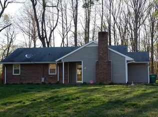 911 Pineburr Rd, Jamestown, NC 27282