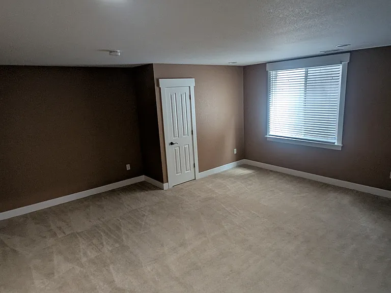 1166 S Sherman St — Photo 37