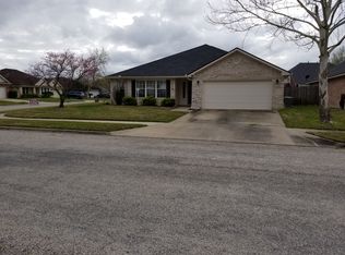 116 Village Grn, Victoria, TX 77904