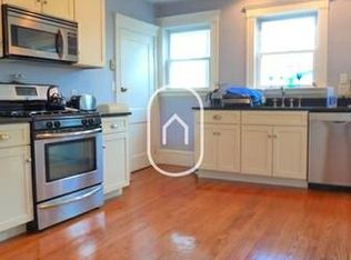 14 Hood St, Newton, MA 02458