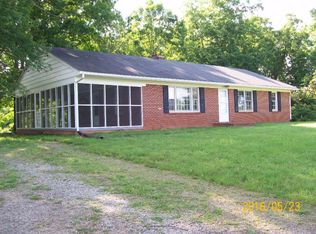 2253 Riddle Rd, Chatham, VA 24531