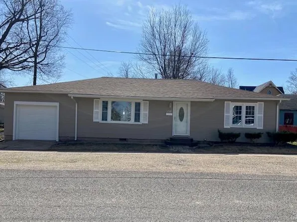 110 E Carter St, Dexter, MO 63841