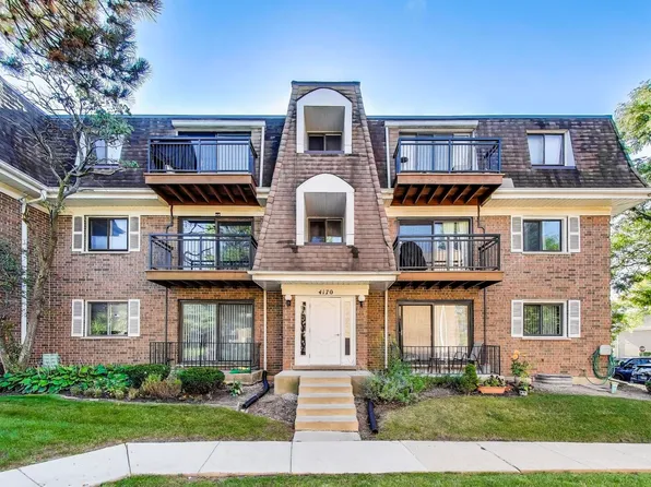 4170 Cove Ln #2B, Glenview, IL 60025