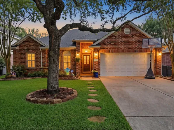 23511 Deep Cliff Dr, Katy, TX 77494