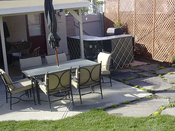 3rd image of 23831 Archwood St