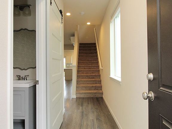 3rd image of 15586 SE Vivian Way