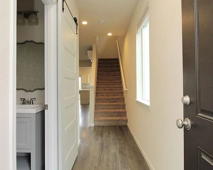 15586 SE Vivian Way — Photo 3