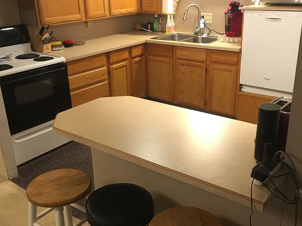 1st image of 460 Renoir Pl