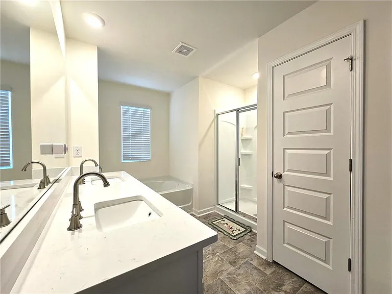 1936 Waycross Ln — Photo 23