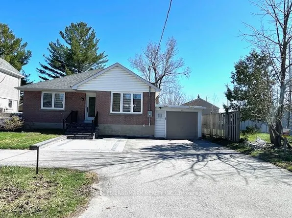 270 Rupert Ave, Whitchurch Stouffville, ON L4A 1C5