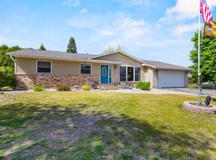 530 McGraw St, Peshtigo, WI 54157