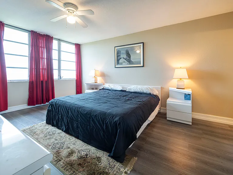6911 Environ Blvd #8G — Photo 13