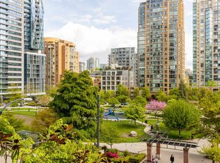 1188 Richards St #1202, Vancouver, BC V6B 3E6