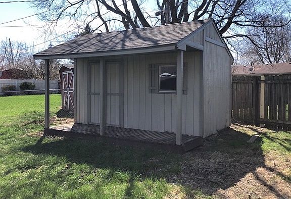 4th image of 401 Lufkin Dr