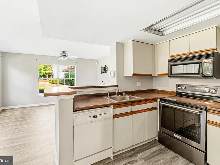 10531 Beacon Ridge Dr #13-101 — Photo 12