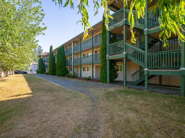 1912 Bowen Rd #307, Nanaimo, BC V9S 5S6